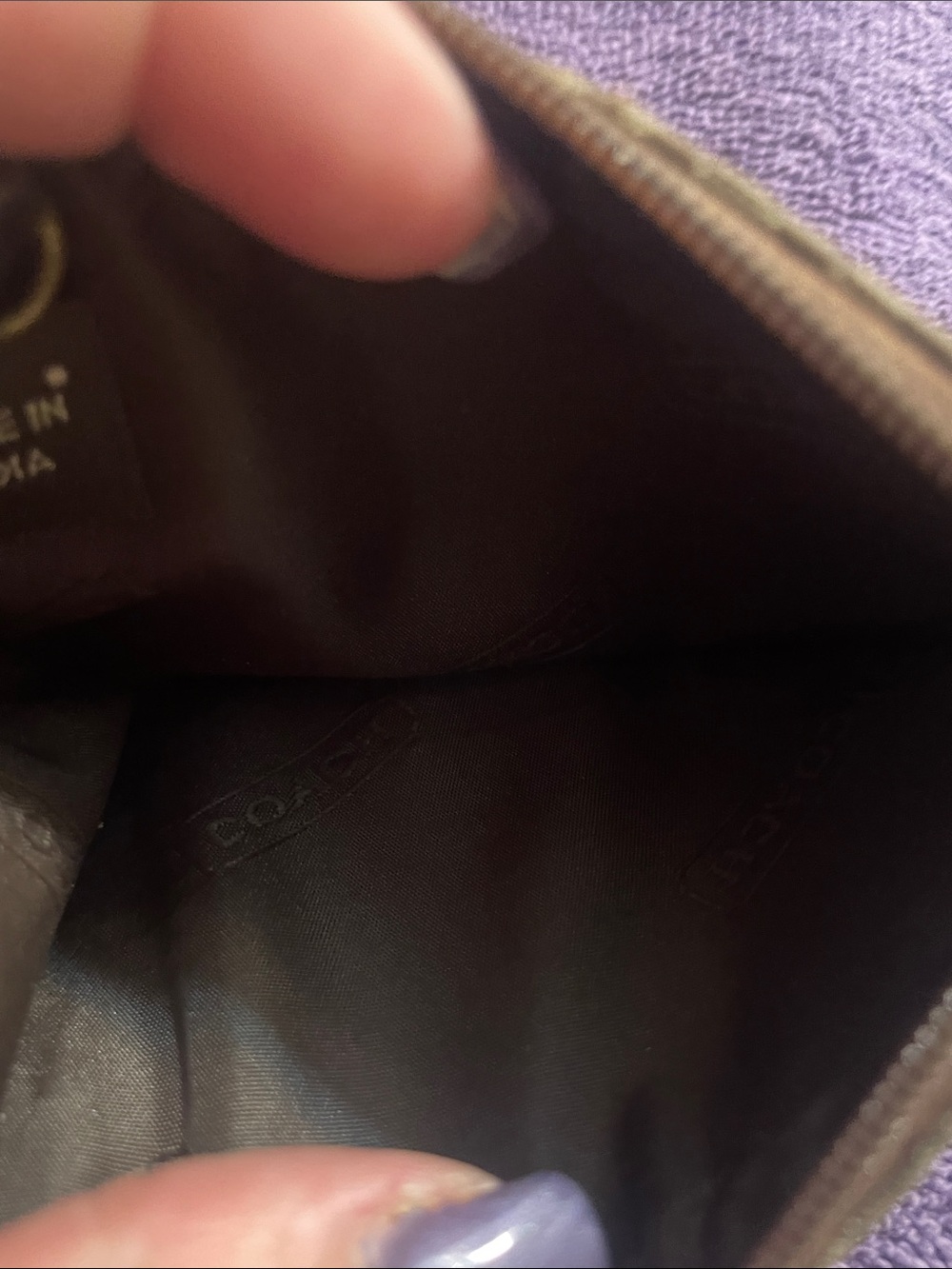Coach Brown Signature Canvas Zip Card Case with Key Ring - Picture 4 of 5